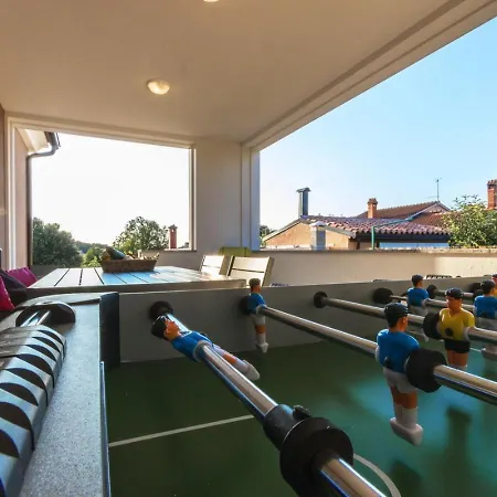 Holiday Home Pula Pula