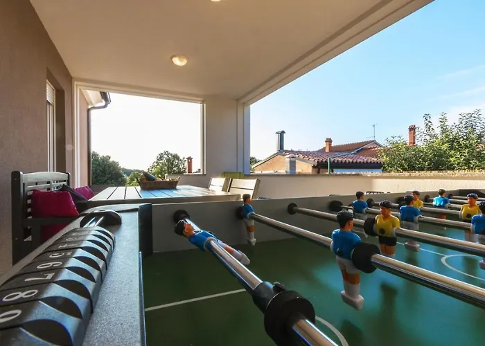 Holiday Home Pula 普拉