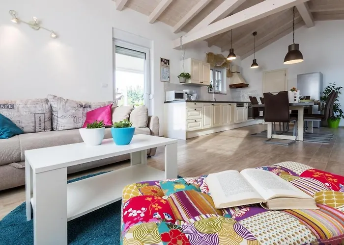 Holiday Home Pula *