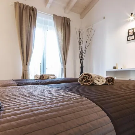 别墅 Holiday Home Pula *