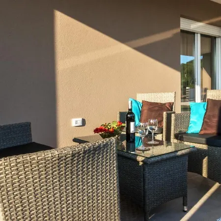 Holiday Home Pula * Pula